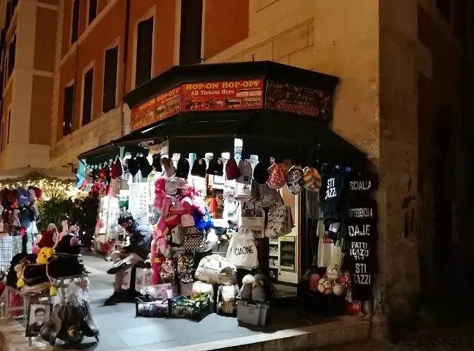 Navona "the Corner" *
