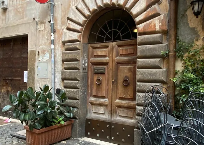 Navona "the Corner" *